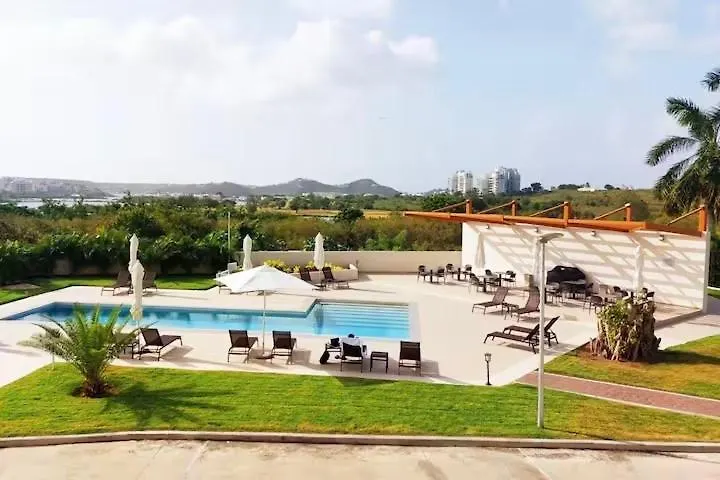 Cozy Maho Studio W Pool Gym Walk To Beach Philipsburg  Aparthotel